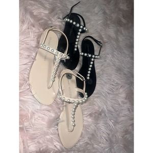 Stuart Weitzman Goldie Pearly Stud Jelly Sandals Embellished Poudre & Black New
